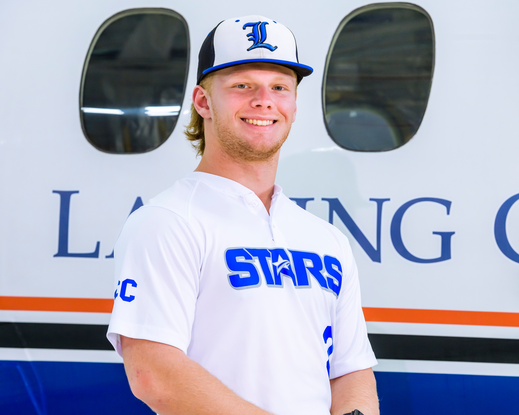 N. Bright photo thumbnail